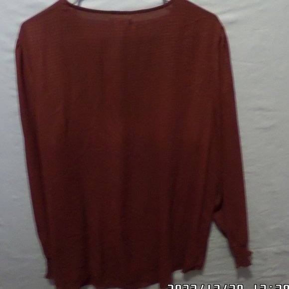 MAURICES BURGUNDY TUNIC WITH CRISSCROSS FRONT - Picture 3 of 3